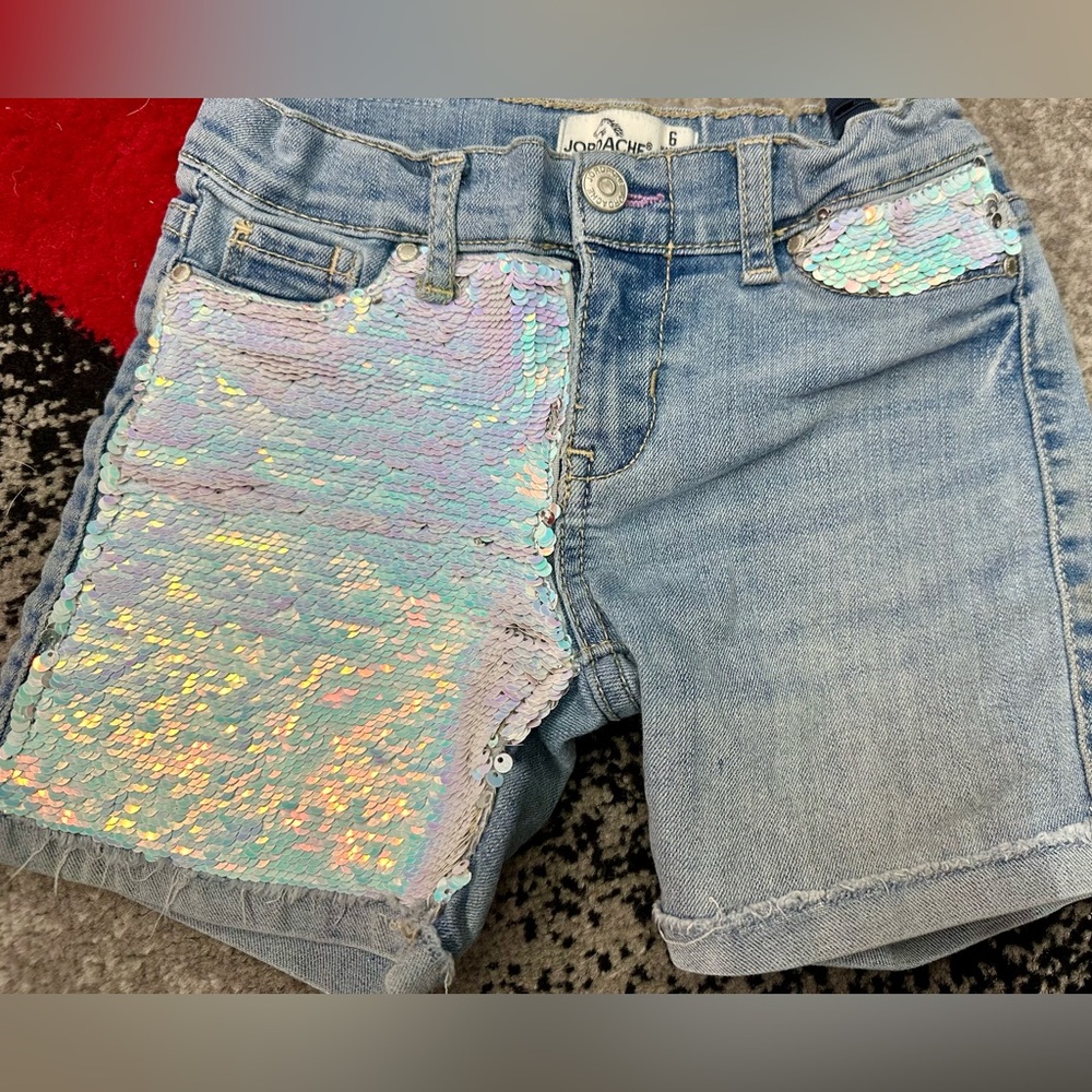 ✨SPARKLE girl shorts!✨